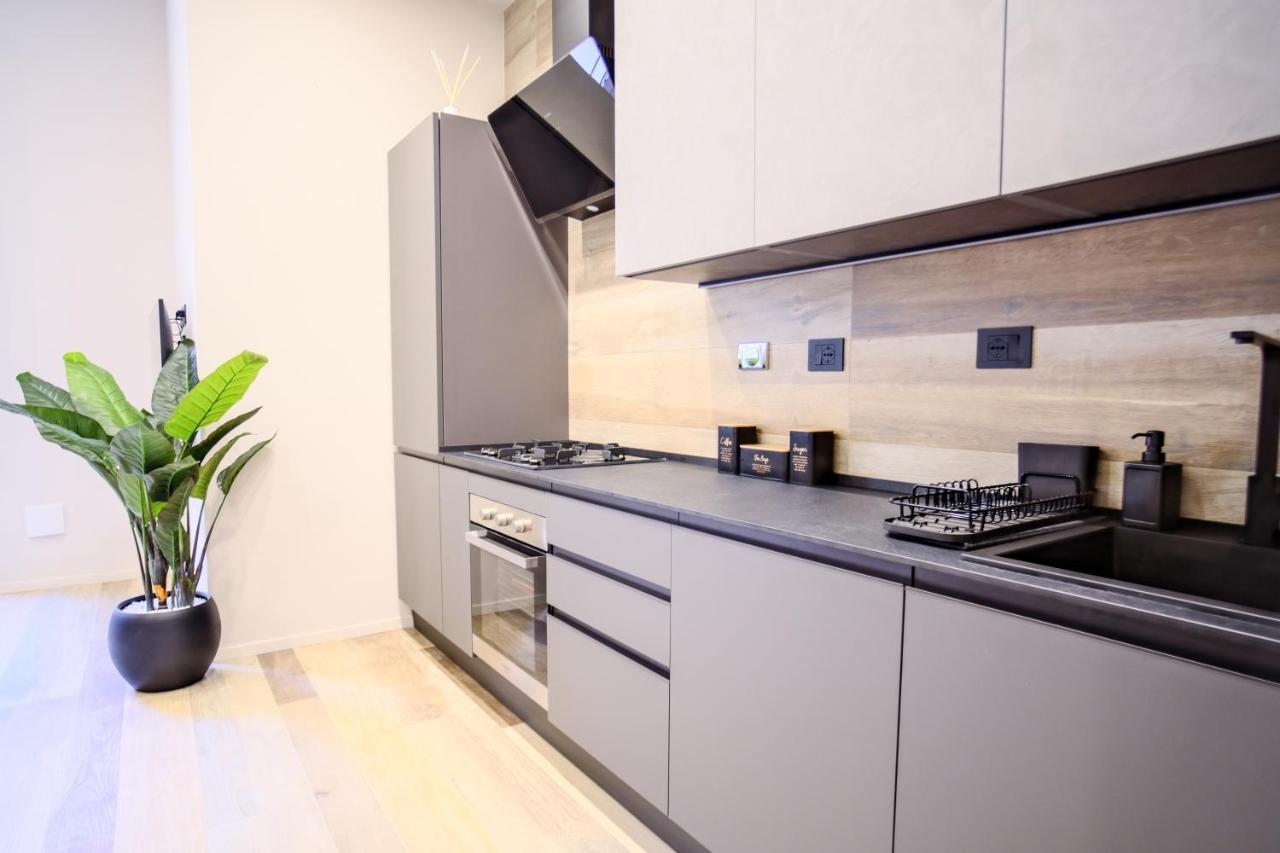 Gabriele Boutique Apartment Florenz Exterior foto